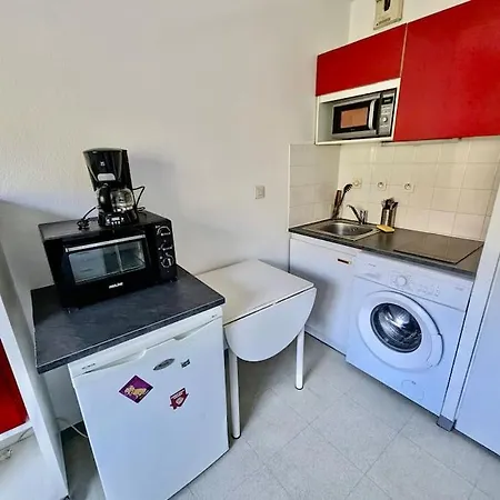 Pratique, Proche Gare & Petit Prix Avec Parking Appartement *